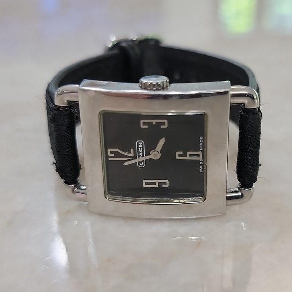 Ladies Coach Watch Square Dial Model 0221. 36MM - Picture 5 of 9